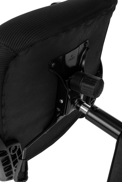 Кресло руководителя Бюрократ Wise